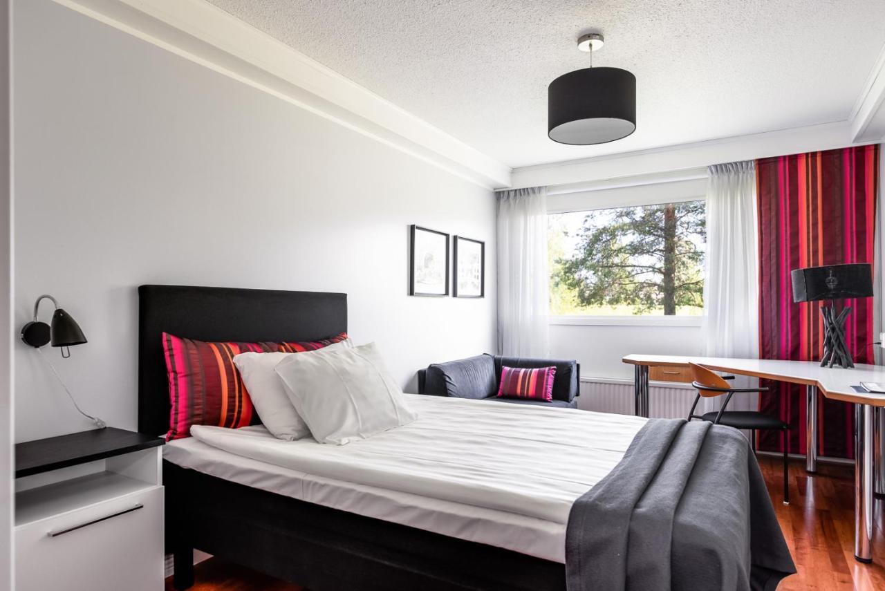 Hotel Kaeenpesae Ylivieska Luaran gambar