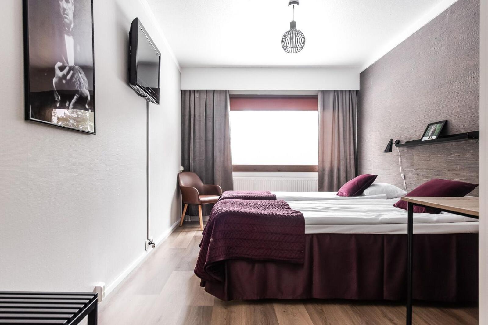 Hotel Kaeenpesae Ylivieska Luaran gambar