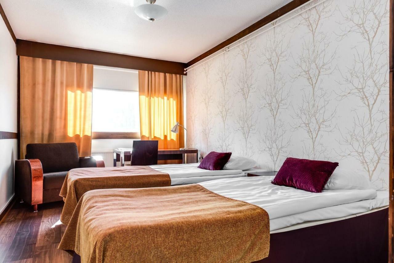 Hotel Kaeenpesae Ylivieska Luaran gambar