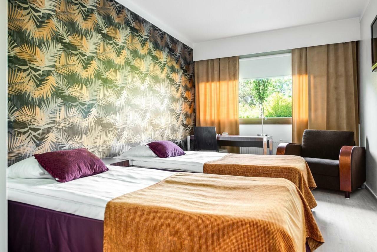 Hotel Kaeenpesae Ylivieska Luaran gambar